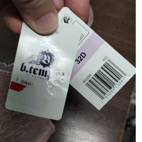 b.tempt'd by Wacoal NEW Size 32D Pink No Strings Attached Contour Bra 953284 - Picture 6 of 6